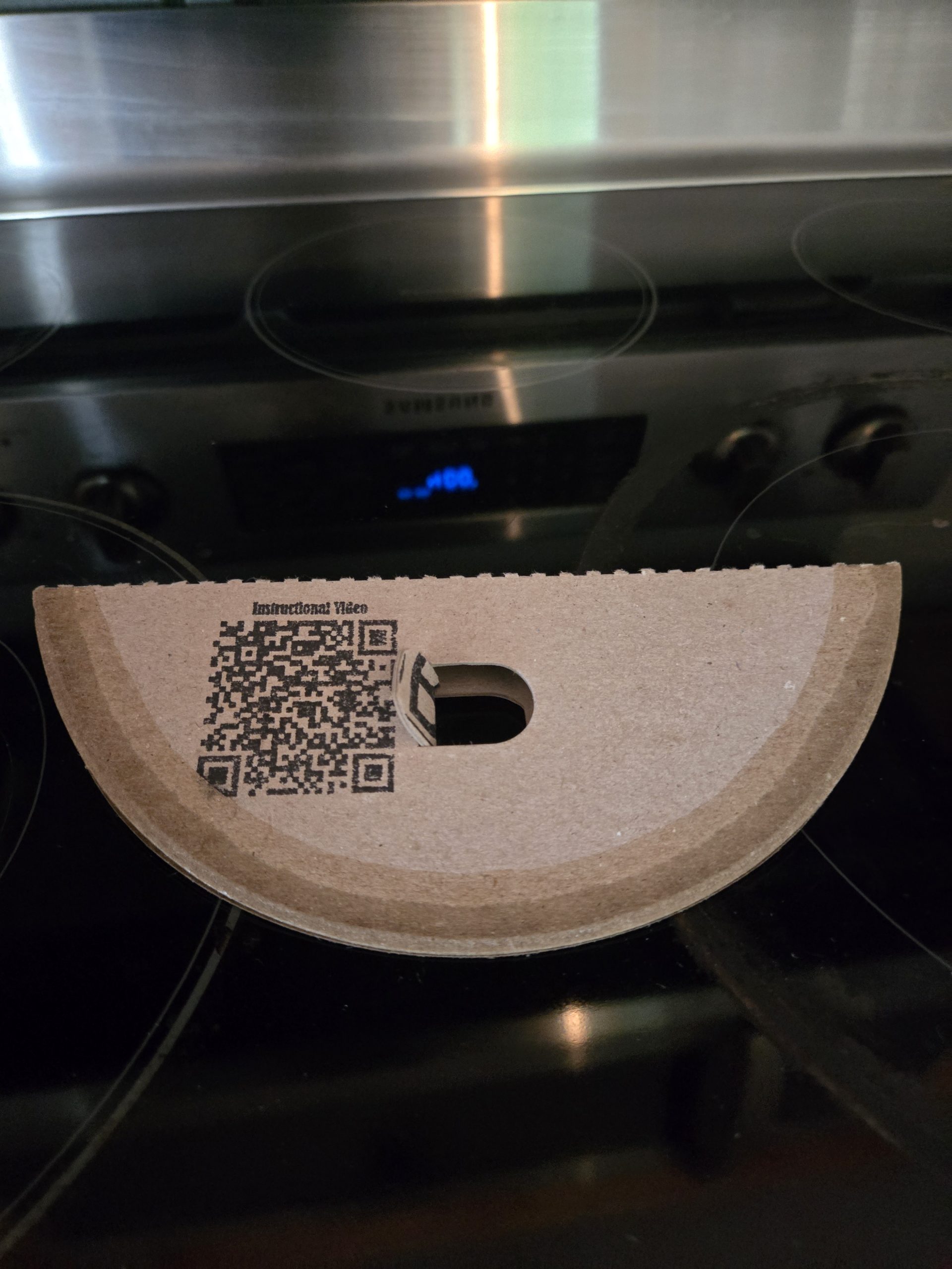 Select Bundles Eco-Friendly Pizza Cutter with Cardboard Blade - Image 5